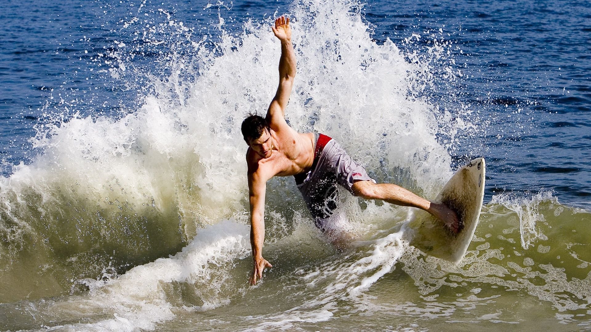 日本队教练组注重细节调整，日本男队教练